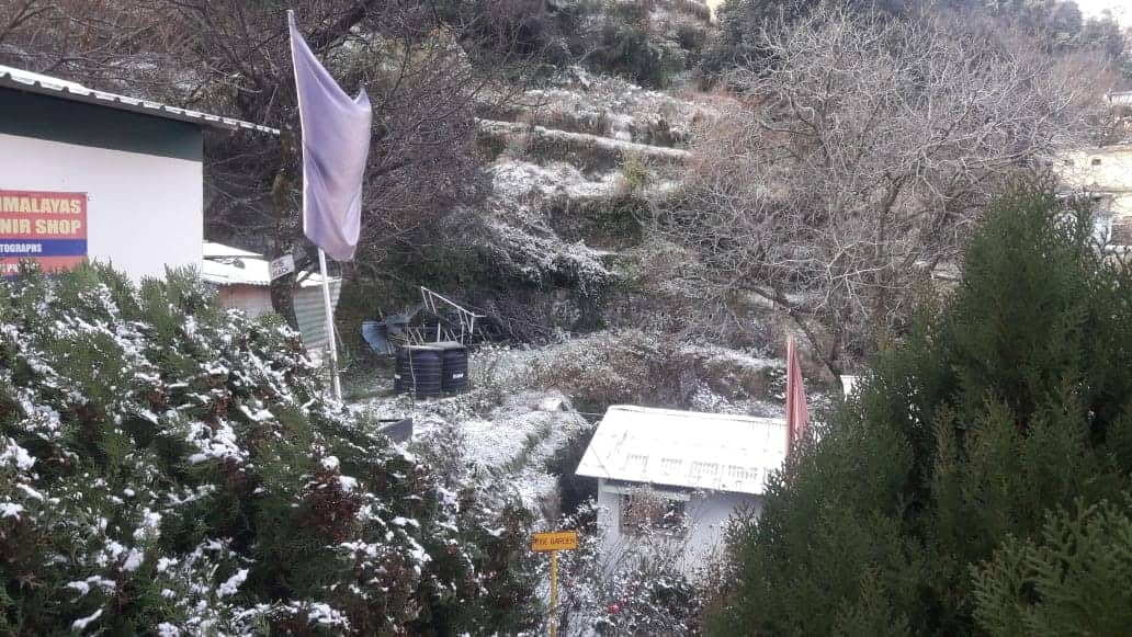 due to snowfall Cold outbreaks in uttarakhand