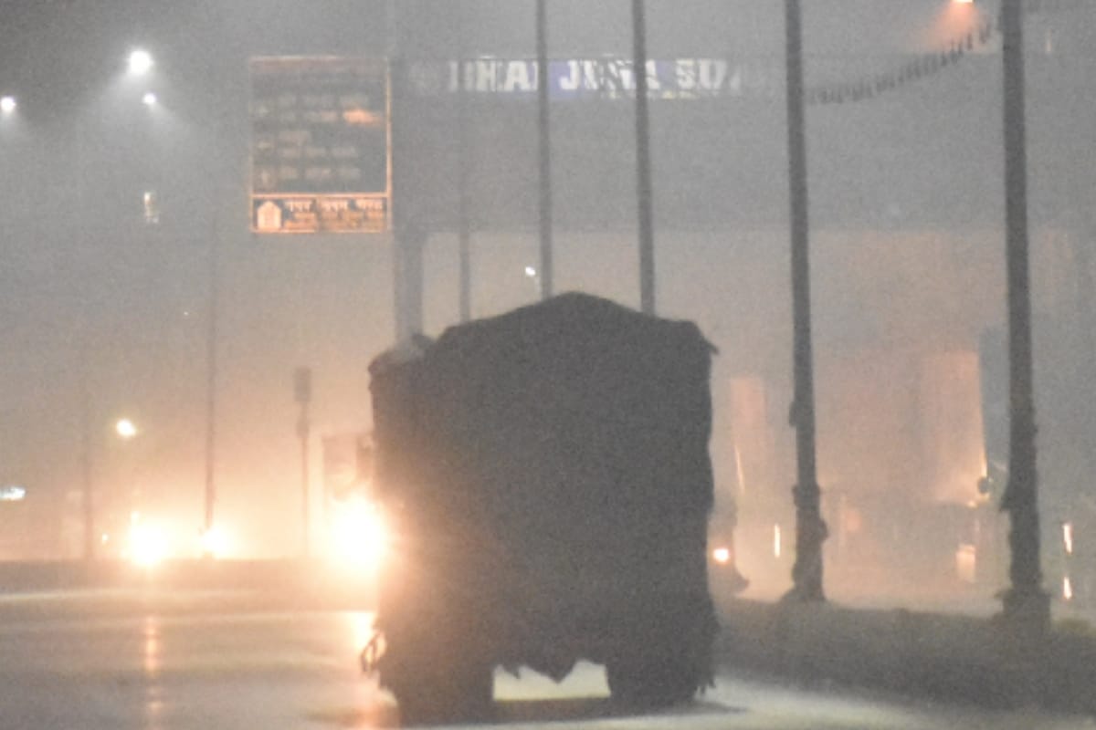 Snowfall on the hills has increased cold in western UP, see these pictures of winter weather