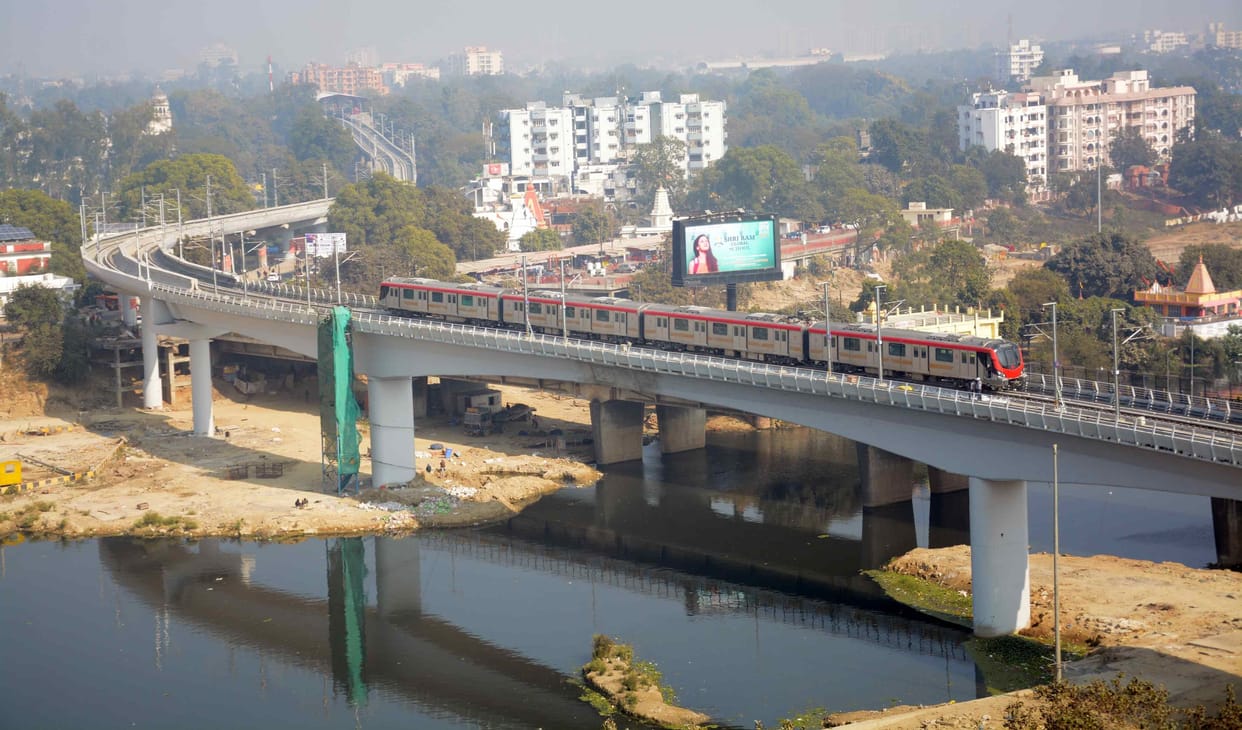 metro trial started for it chauraha from charbagh