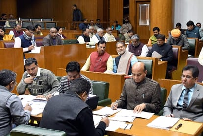 Congress-INLD Walkout on Farmers' Debt waiver issue
