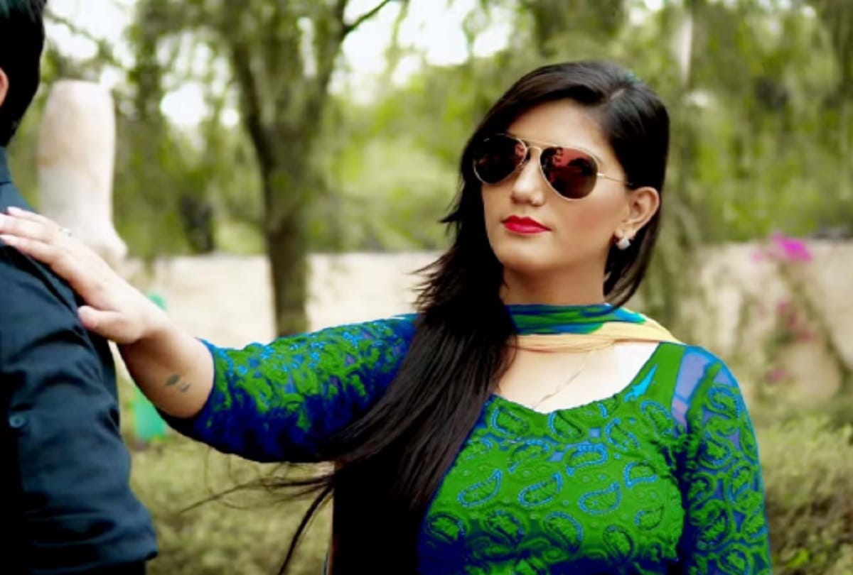 know about sapna chaudhary education