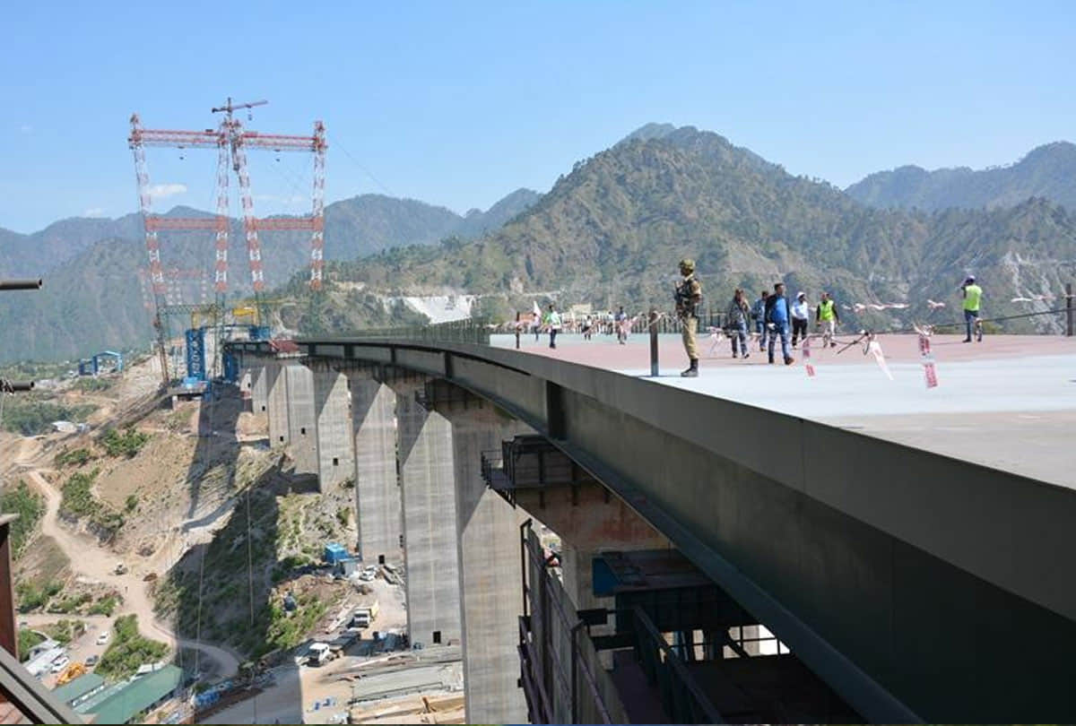 Jammu and Kashmir: Engineer became an example by preparing the highest bridge-road in the world, see photos