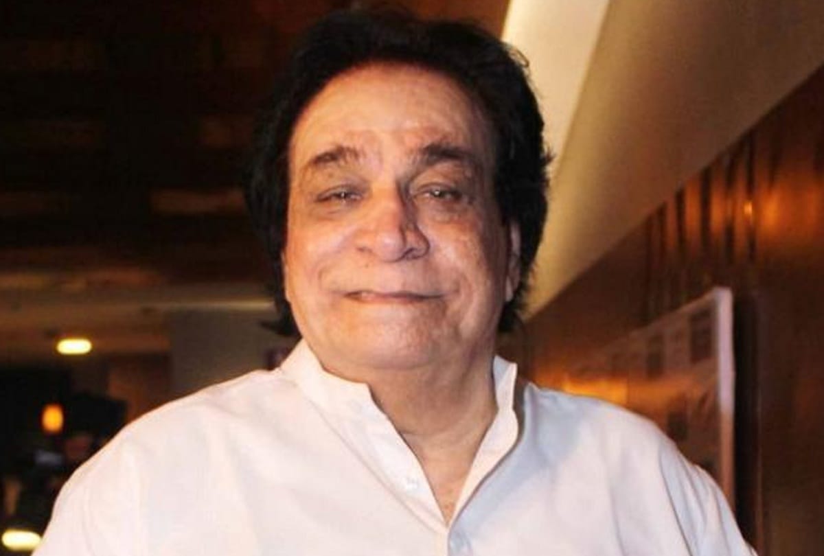 Kader Khan Is Serious Shifted To Ventilator users prey for his health