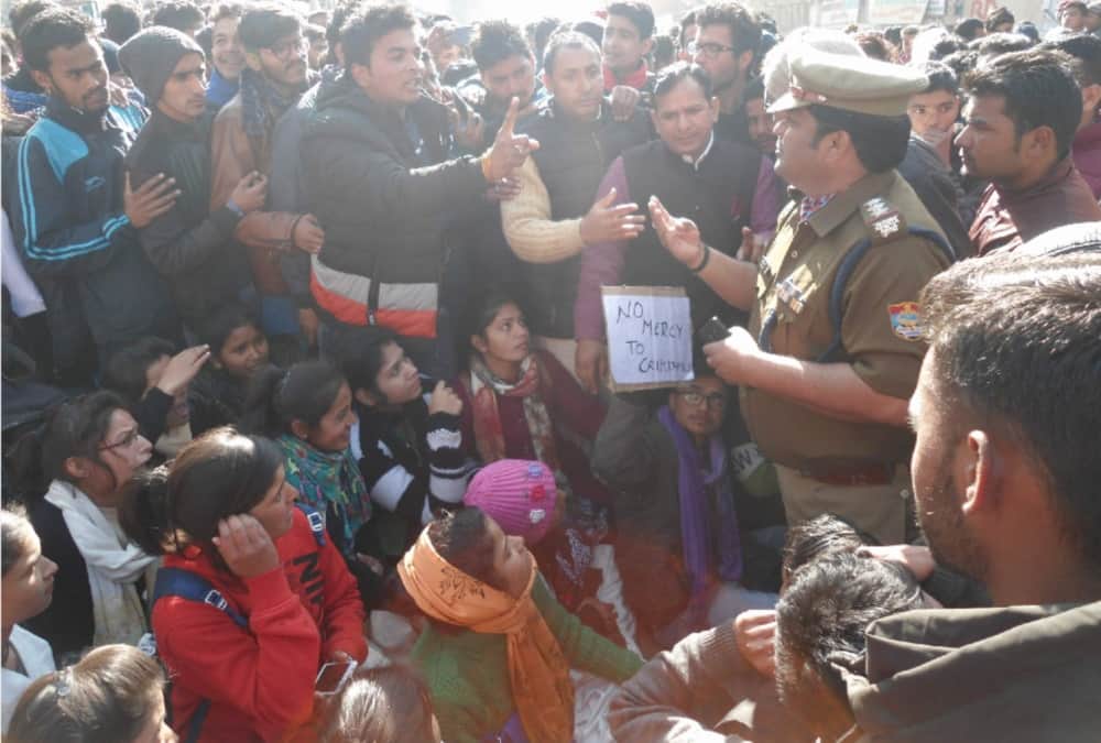Many Boys sexually assault with girl student angry people jam traffic in chamoli