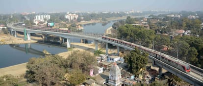 metro trial started for it chauraha from charbagh