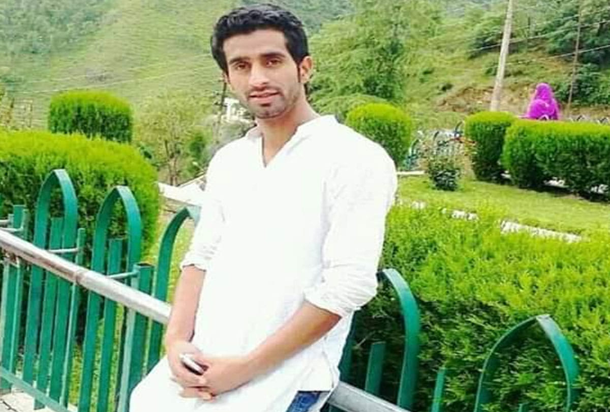 mba degree holder militant killed by security forces in pulwama jammu kashmir