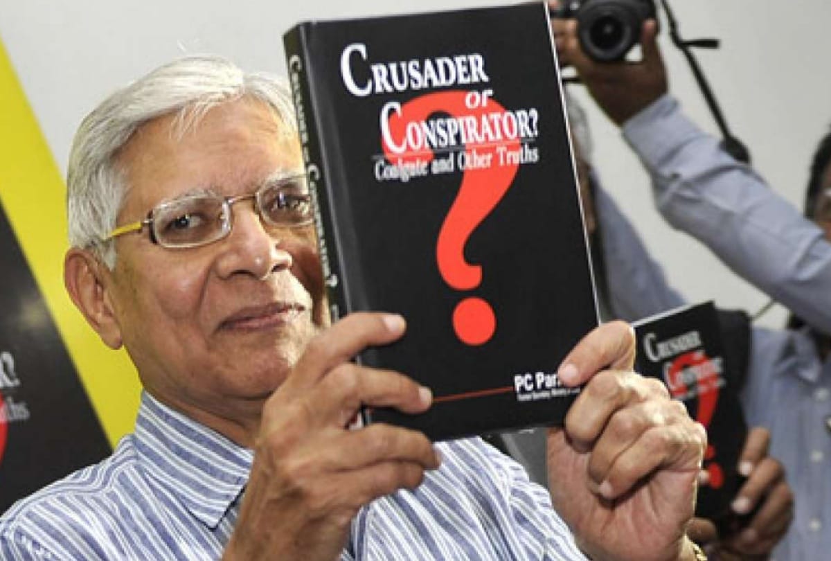 the accidental prime minister manmohan singh 5 officers who created problem for his government upa