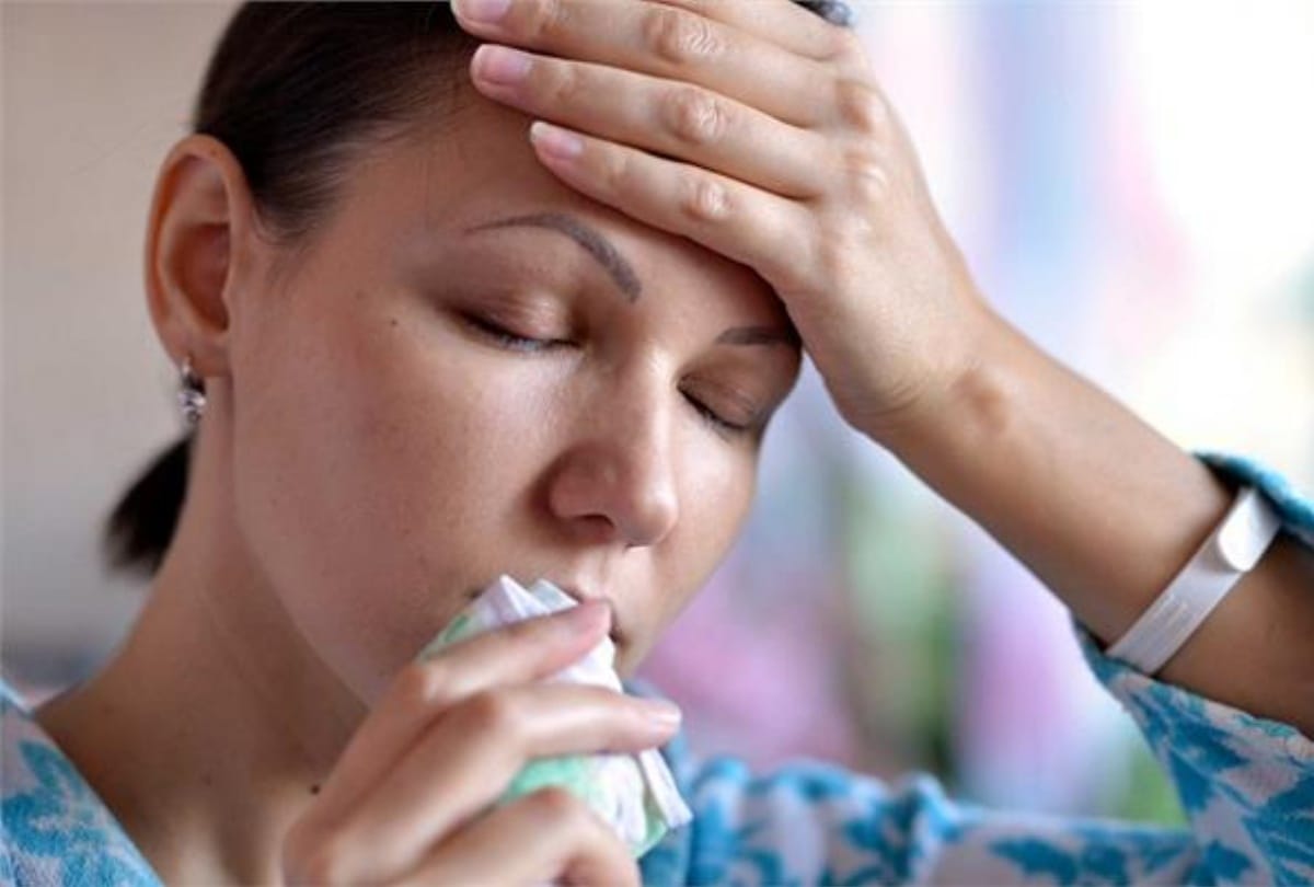 Pollution and cold is Danger of allergic coughs