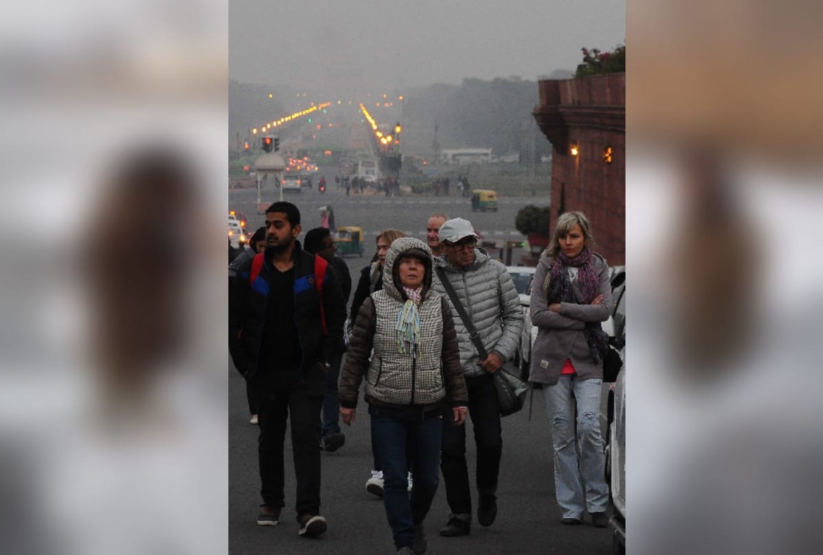 delhi ncr could chill most today, mercury could further dip upto 3 degrees