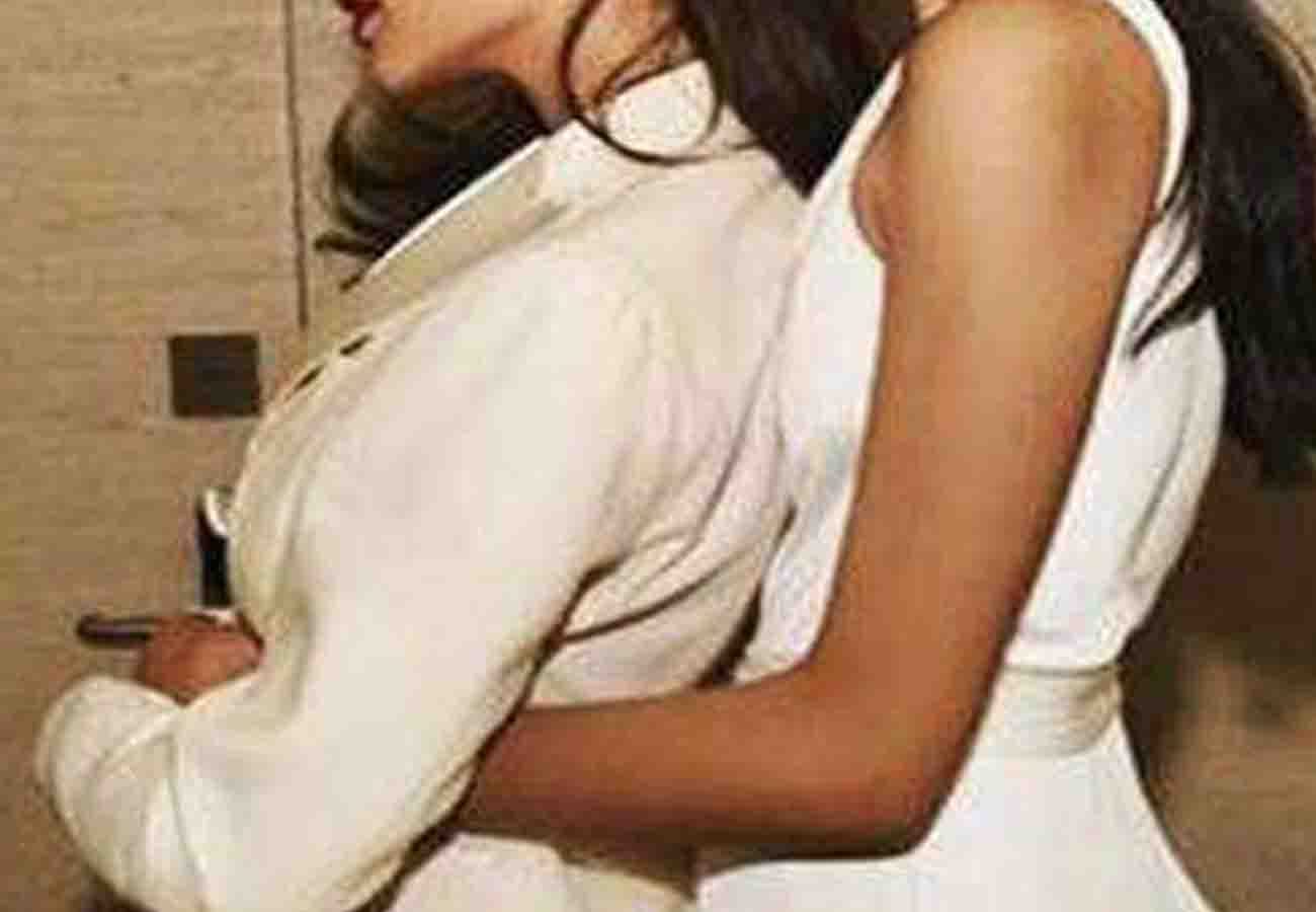 Two womens married to each other after divorced to her husbands