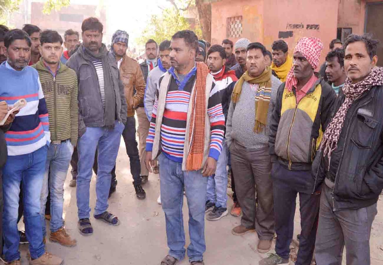 man committed suicide in hardoi