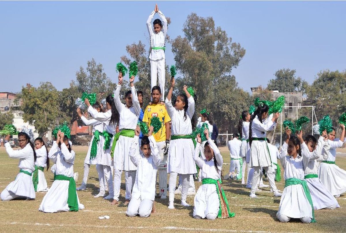 Police Modern School celebrated Sports Day in agra