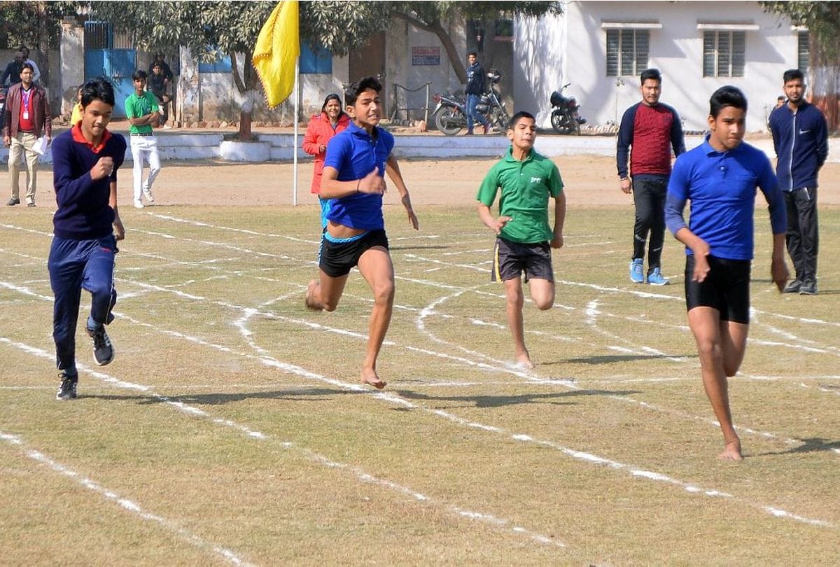 Police Modern School celebrated Sports Day in agra