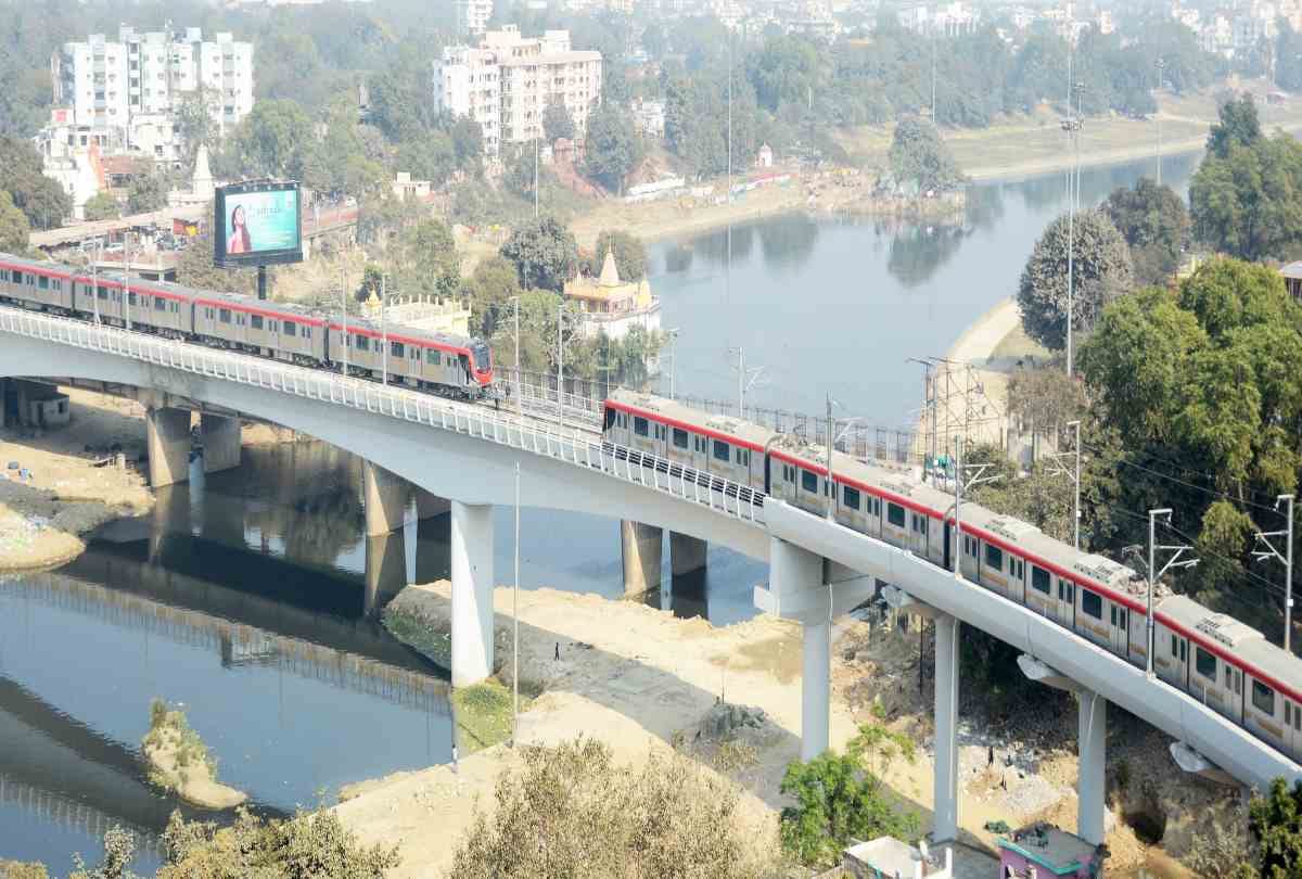 state government ask niti ayog to help in kanpur and agra metro