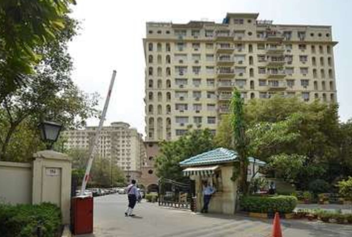 ABW Manesar project is stuck in 1400 investors 800 crore