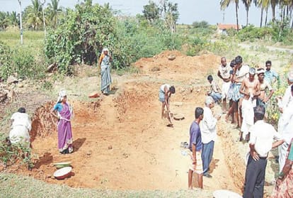No constraint of funds for MGNREGA, payment to Bengal stopped due to non-compliance: Centre