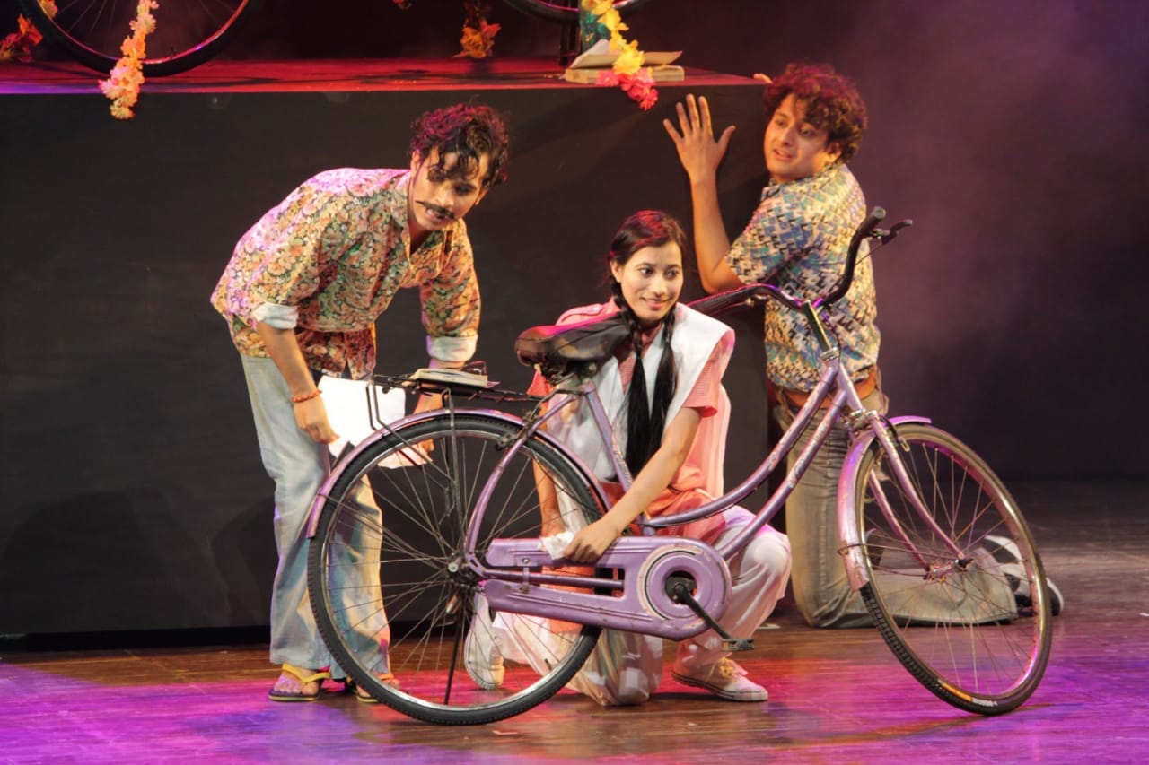 panna bharat ram theatre festival 2018 last day girish karnad paly agni aur barkha played on stage