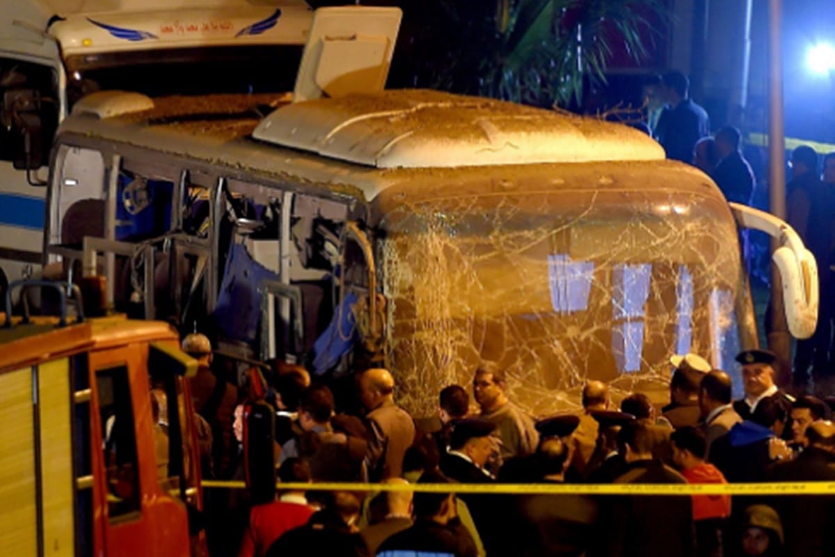Egyptian security forces have killed 40 suspected terrorists after tour bus attacked