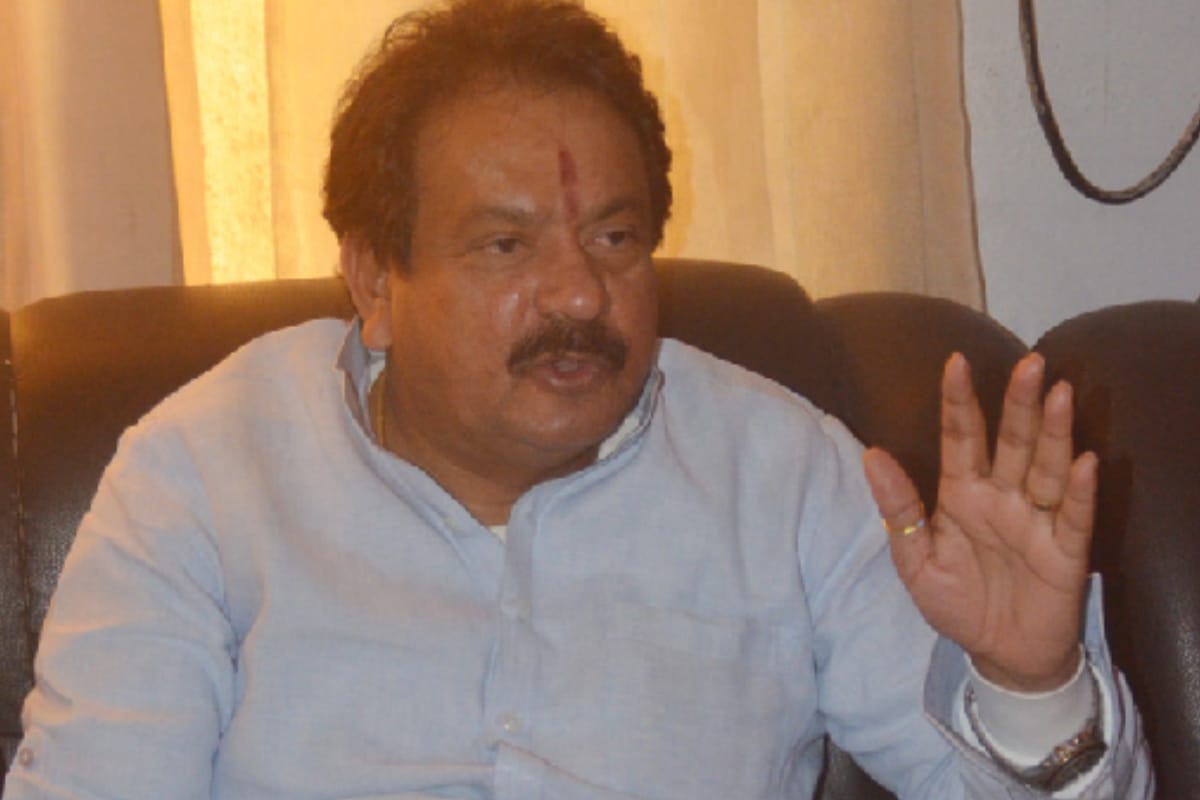 MP Sp Singh Baghel gave suggestions to Administration For Supply Milk   And Food
