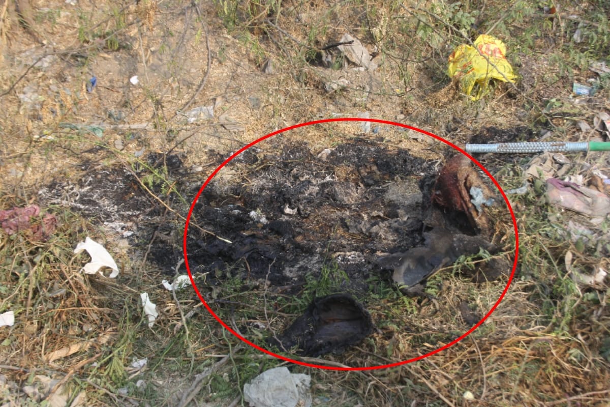 murder : girl killed her father after he stopped her to live in with uncle in meerut