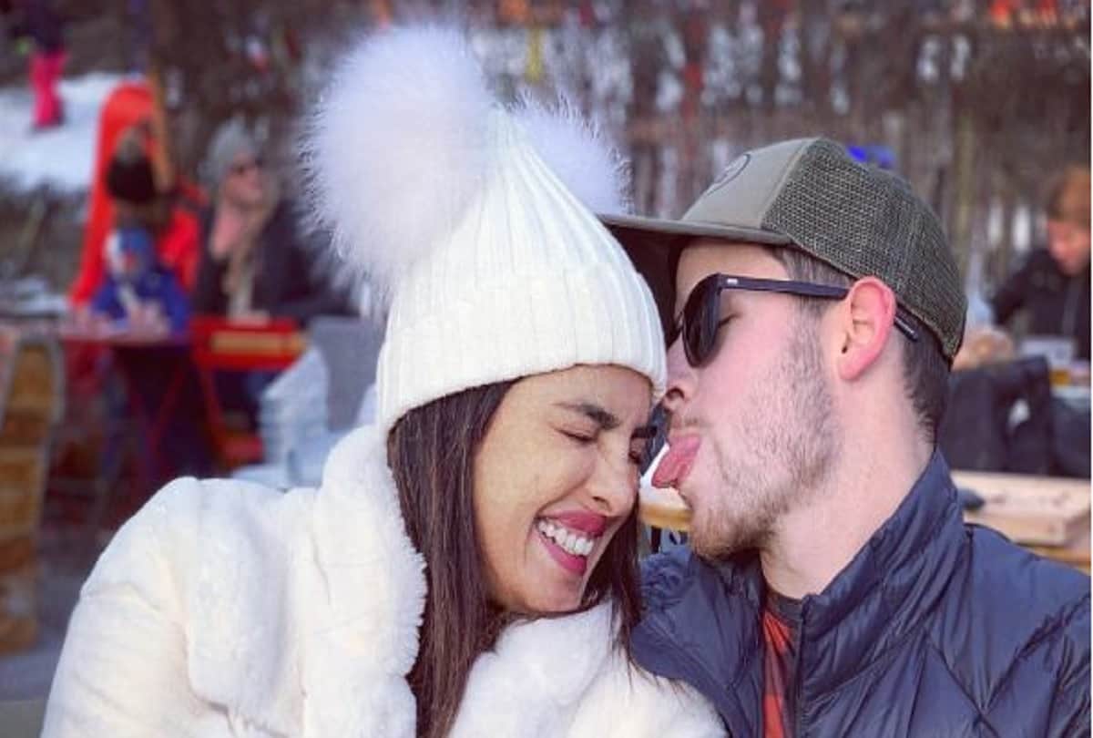 priyanka chopra and nick jonas new photo is viral on social media