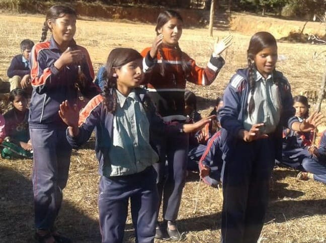Kanchan, Pulakit and Kanak fight in the flight of dreams