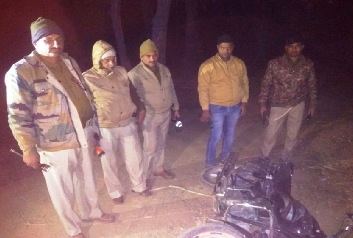 Encounter in meerut, and shooted accused of police officer
