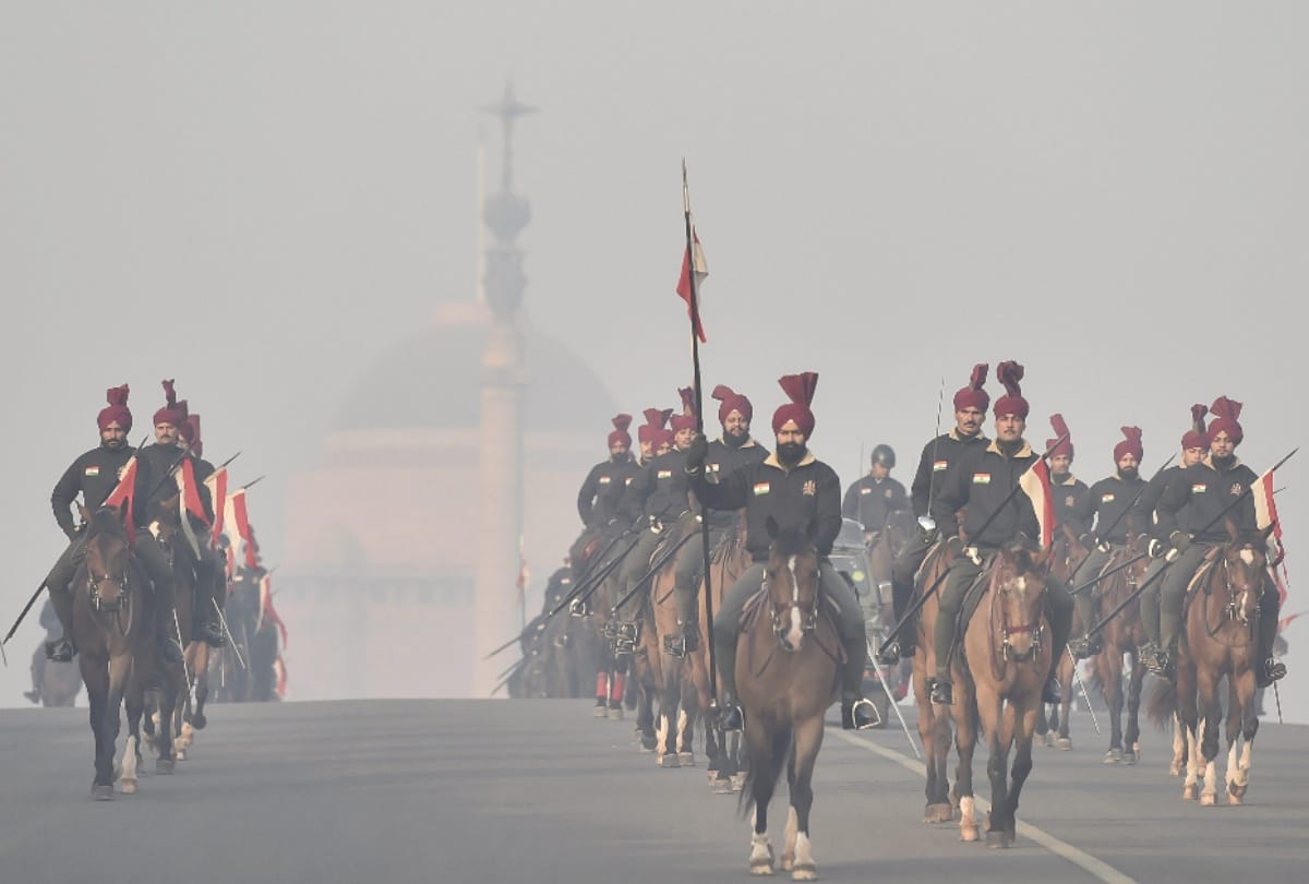 Republic Day Parade Rehearsal at Rajpath in Delhi see in photos