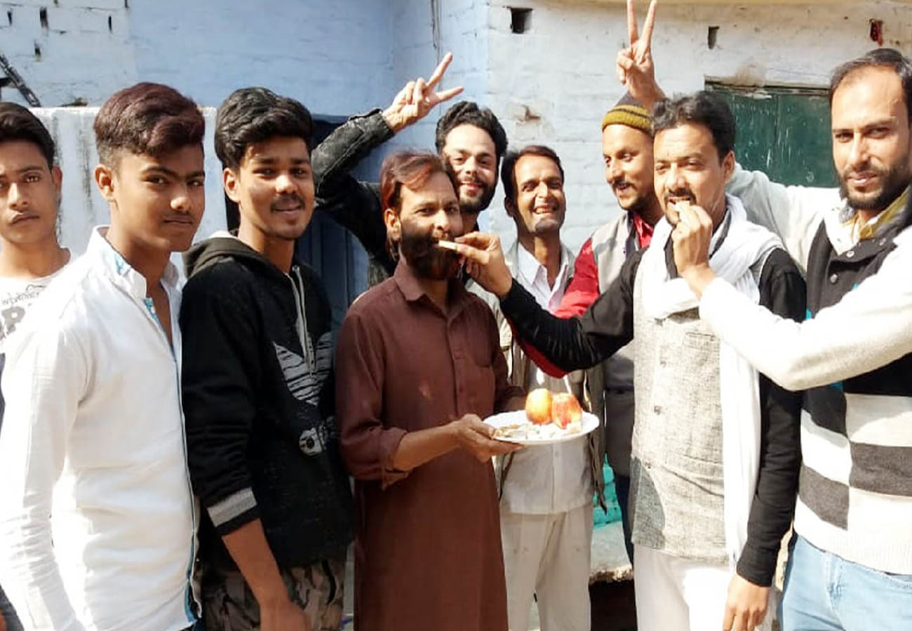 Happiness in Dipika kakad ibrahim city hameerpur