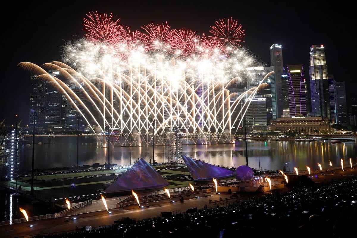 People celebrated New Year warmly, pictures of celebration