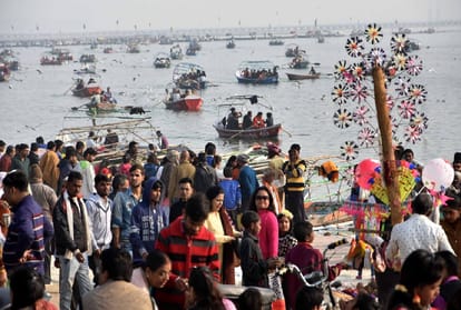 different colours of Prayagraj kumbh on walls