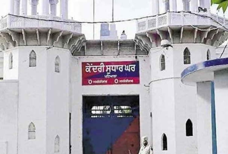 jail warder got suspended in a dispute after brajesh complain