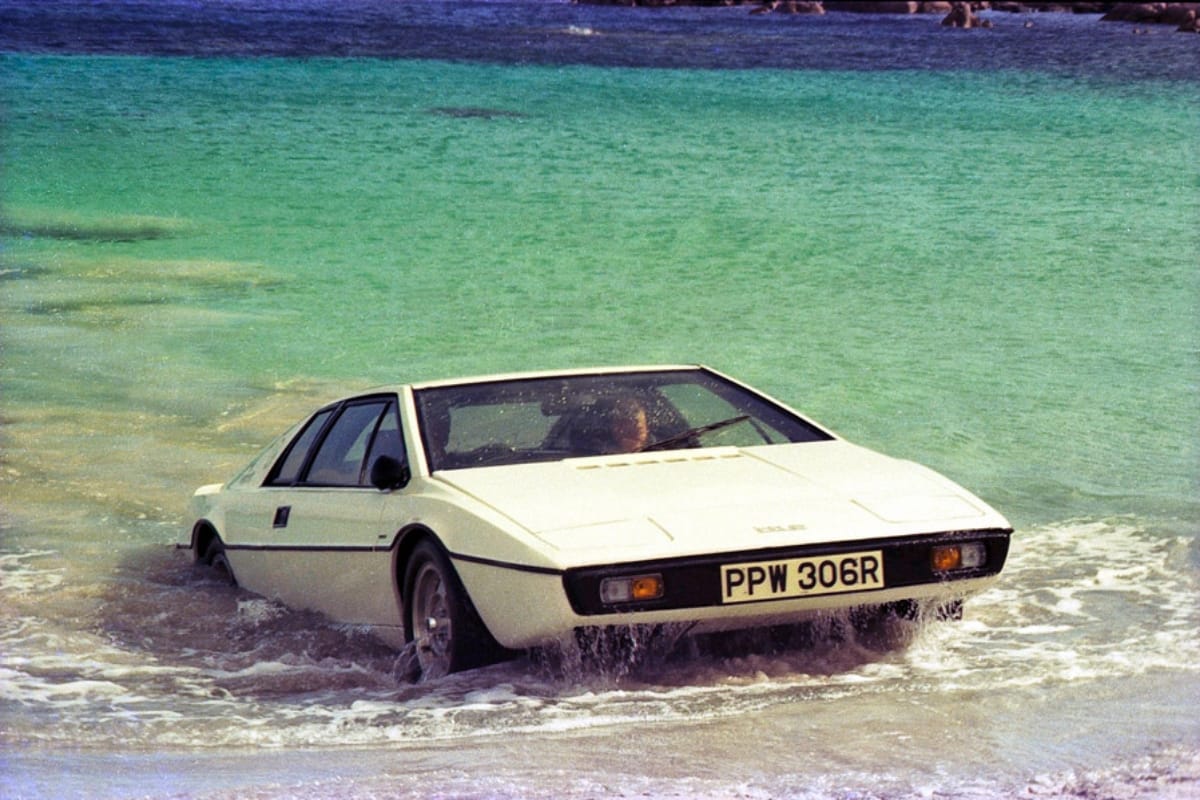 Here are the best and worst cars of james bond