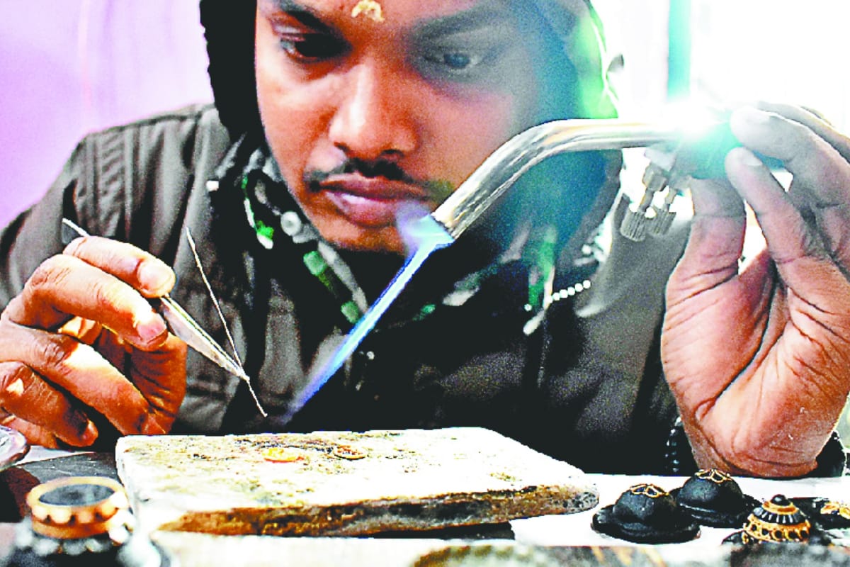 Good Bye 2018: Meerut business grew up in the passing year after demonetisation