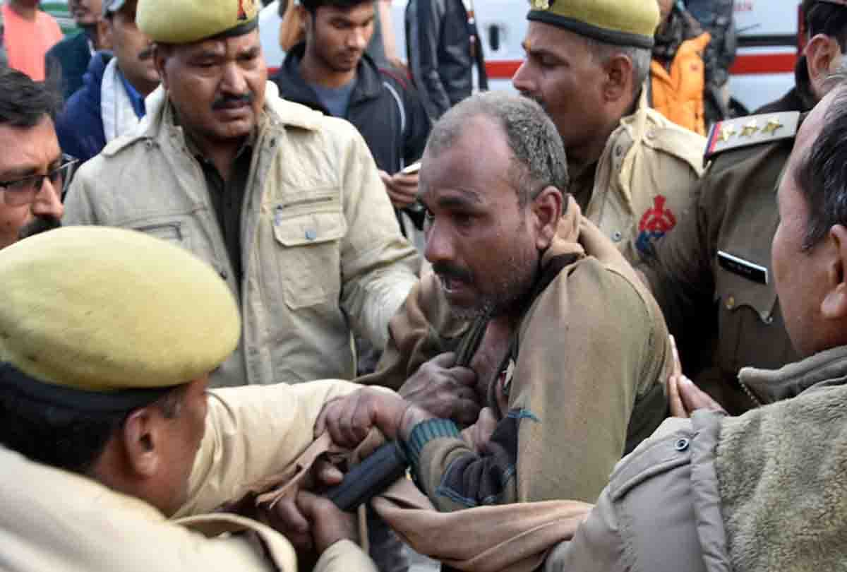 Protest for justice in prayagraj, police detained seven people including four women