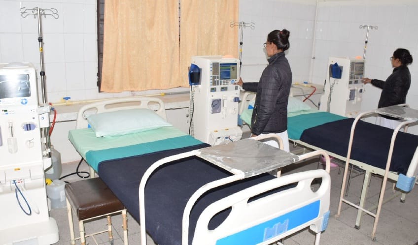 After the long exercise, the preparation of dialysis is complete