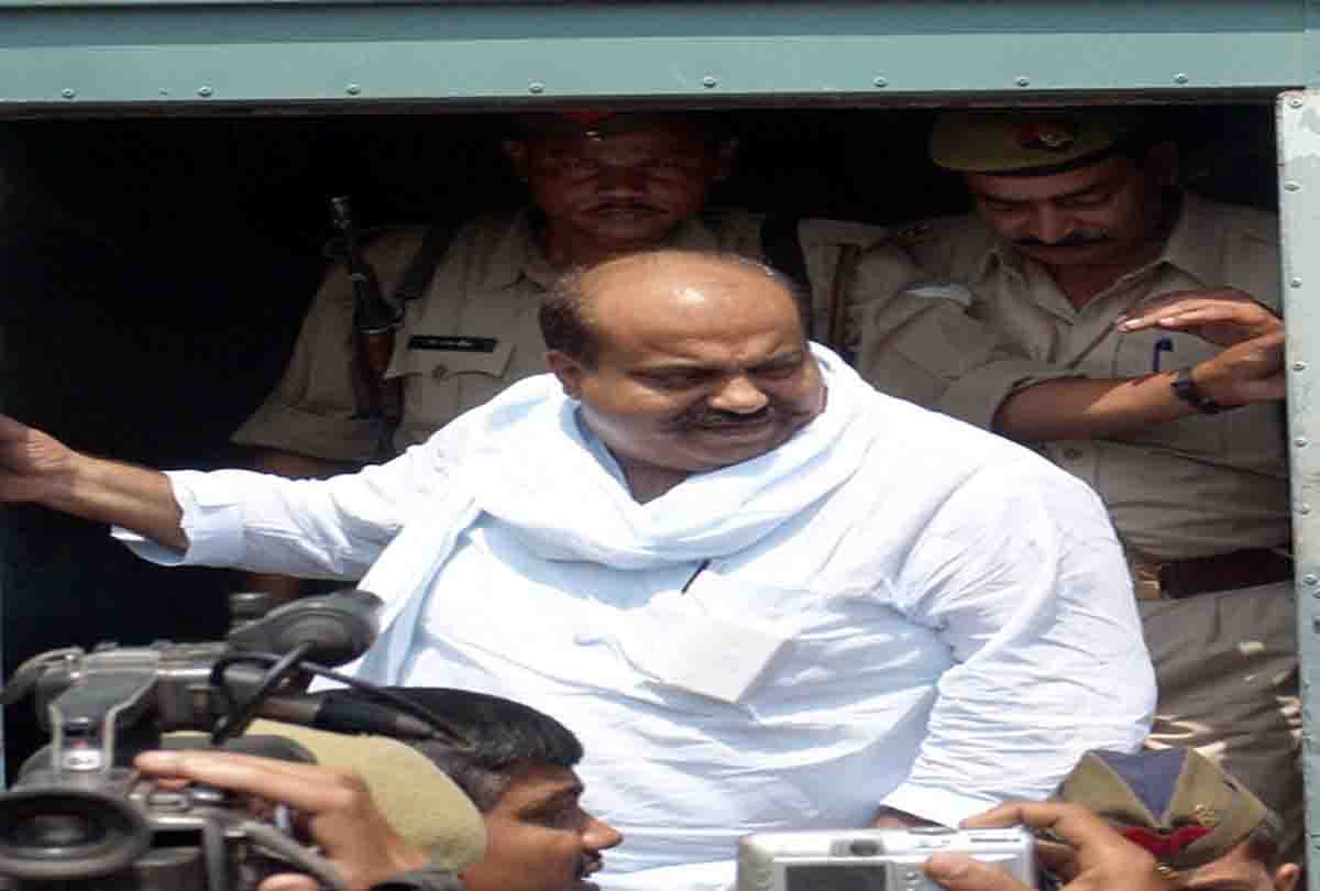 Again raid on premises of Atiq Ahmad in Prayagraj