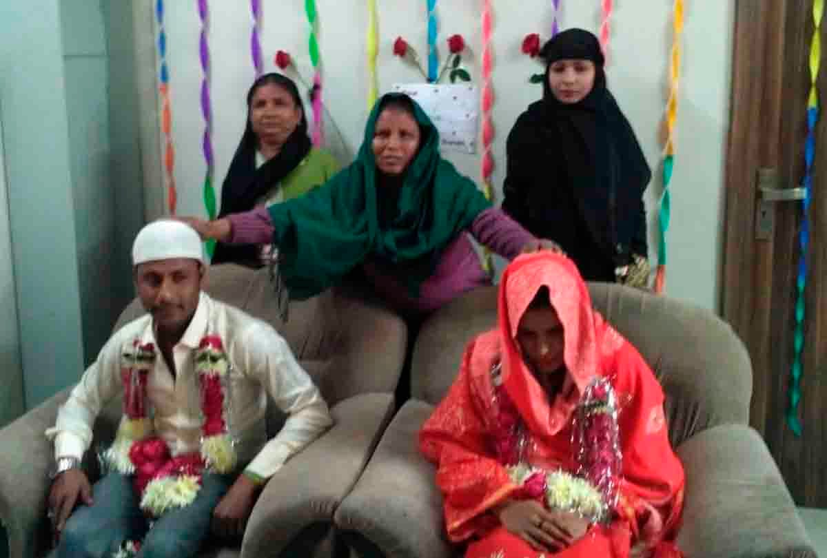 couple get marriage on new year in asha jyoti kendra in prayagraj
