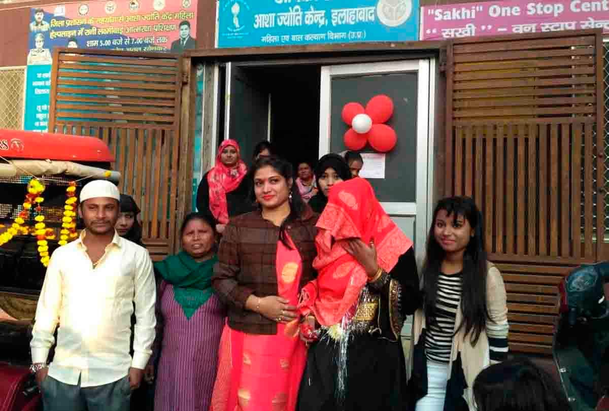 couple get marriage on new year in asha jyoti kendra in prayagraj