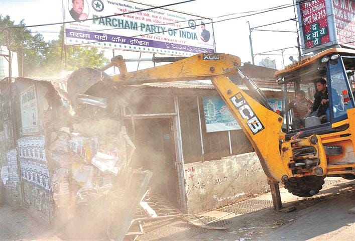 Mahabali's claw came under the jurisdiction of Medical College Road