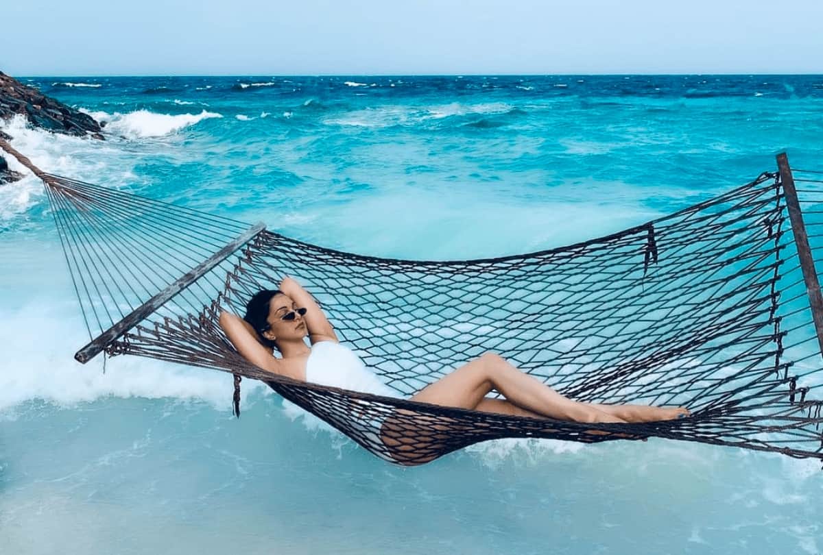 Kiara Advani hot bikini picture viral on Instagram
