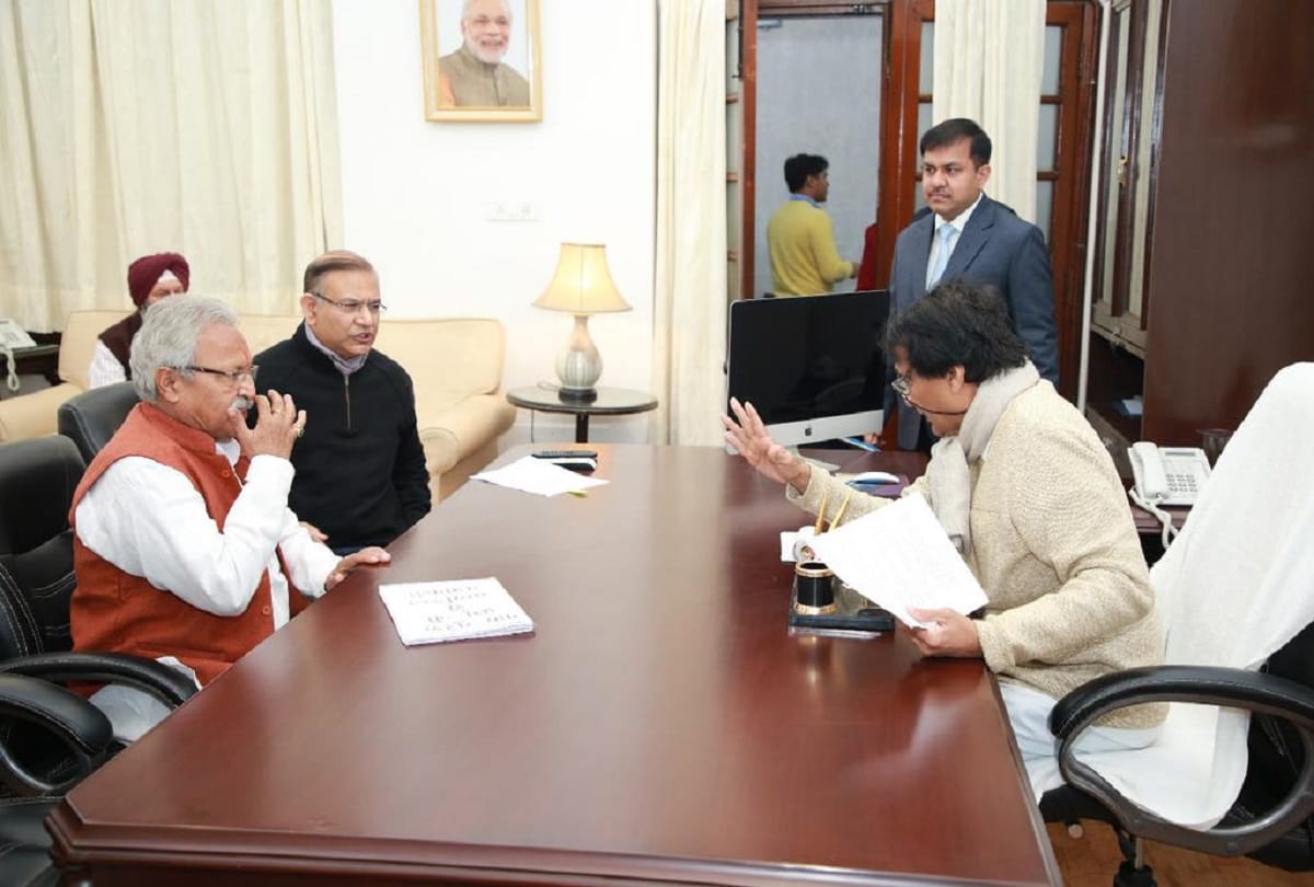 Meerut, BJP leader Vajpayee demanded an airport for Union Civil Aviation Minister Suresh Prabhu