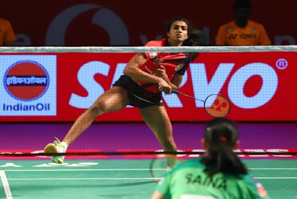 Pv sindhu beat saina nehwal, and won Hyderabad Hunters win over North Eastern Warriors 