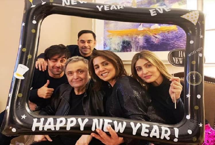 Ranbir Kapoor Alia Bhatt celebrated new year with Rishi Kapoor Neetu Kapoor in Newyork