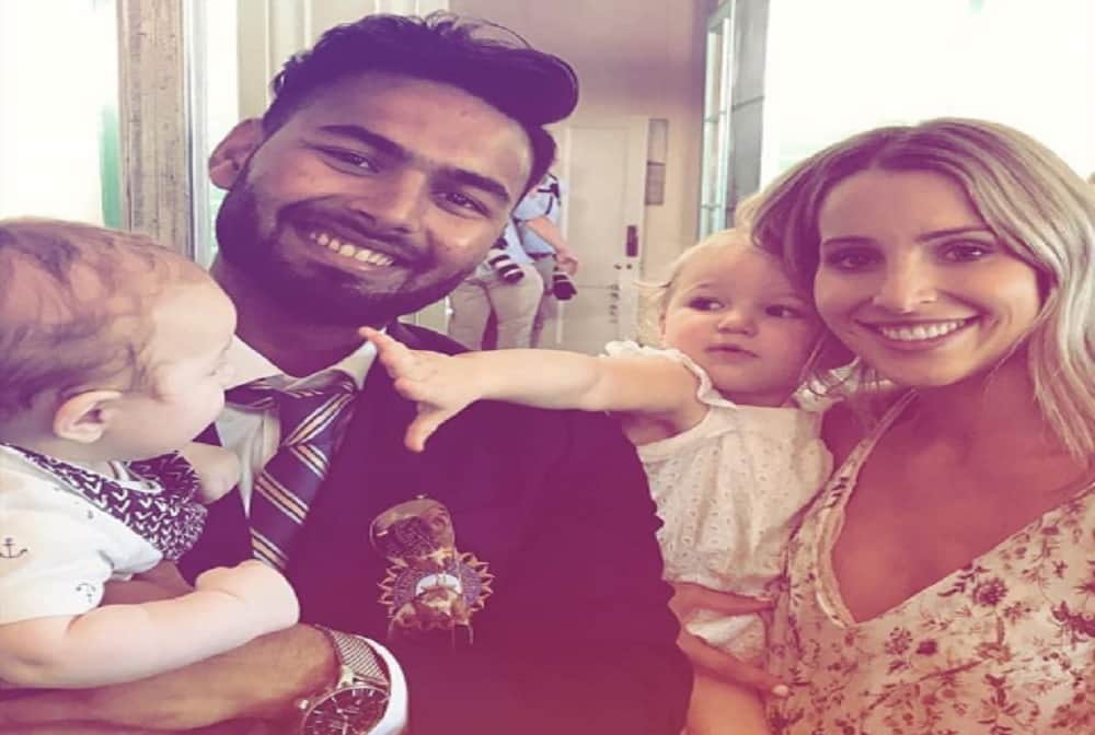 Video: Virendra sehwag Having Babysitting, remind rishabh pant and tim paine sledge