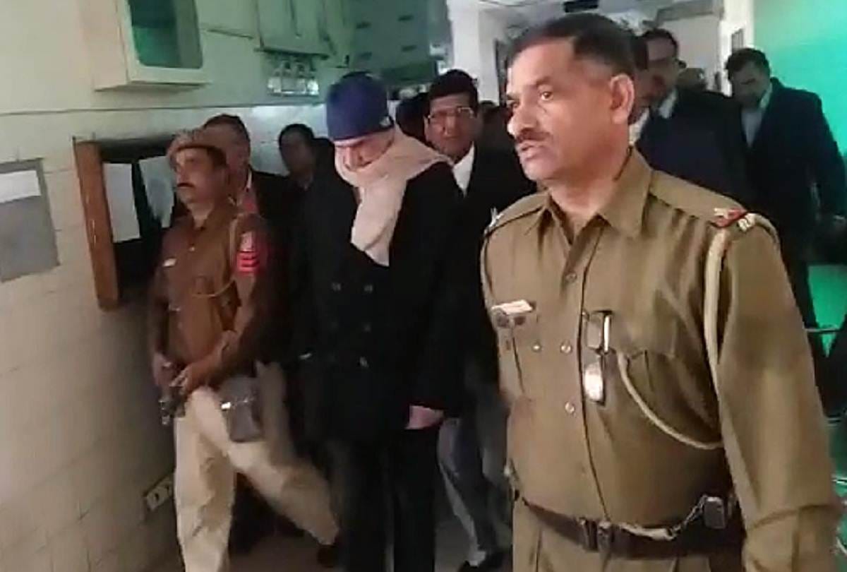 anti sikh riot 1984 supreme court ask reply from cbi in sajjan kumar plea against high court verdict