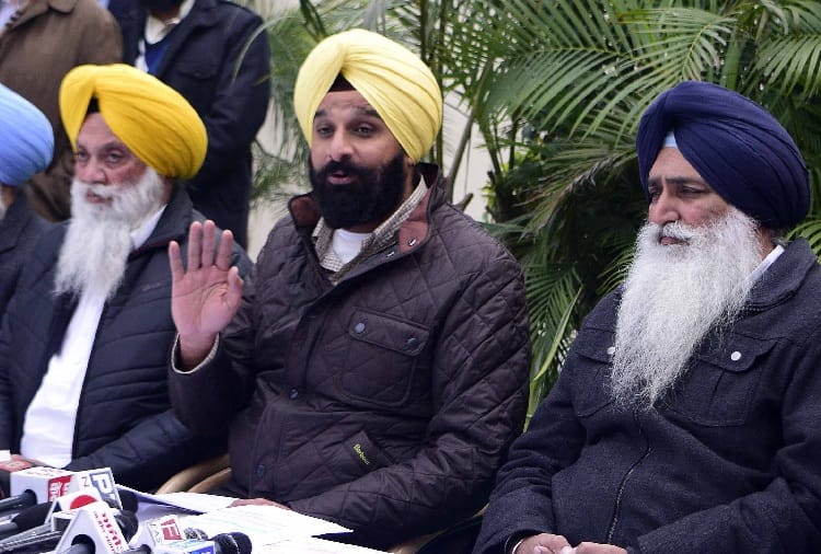 Bikram Singh Majithia Statement on Navjot Sidhu and His Wife Navjot Kaur Sidhu