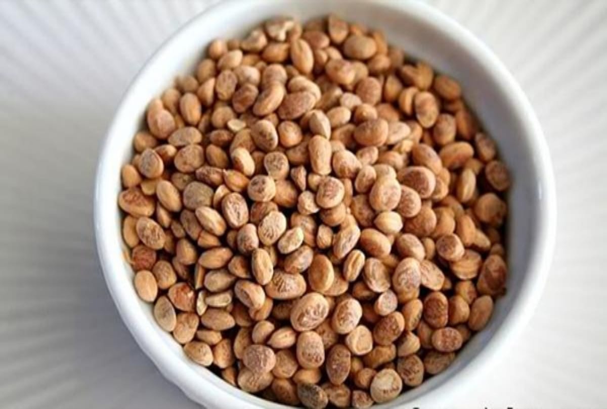 chironji arhar and urad dal home remedy for spotless face