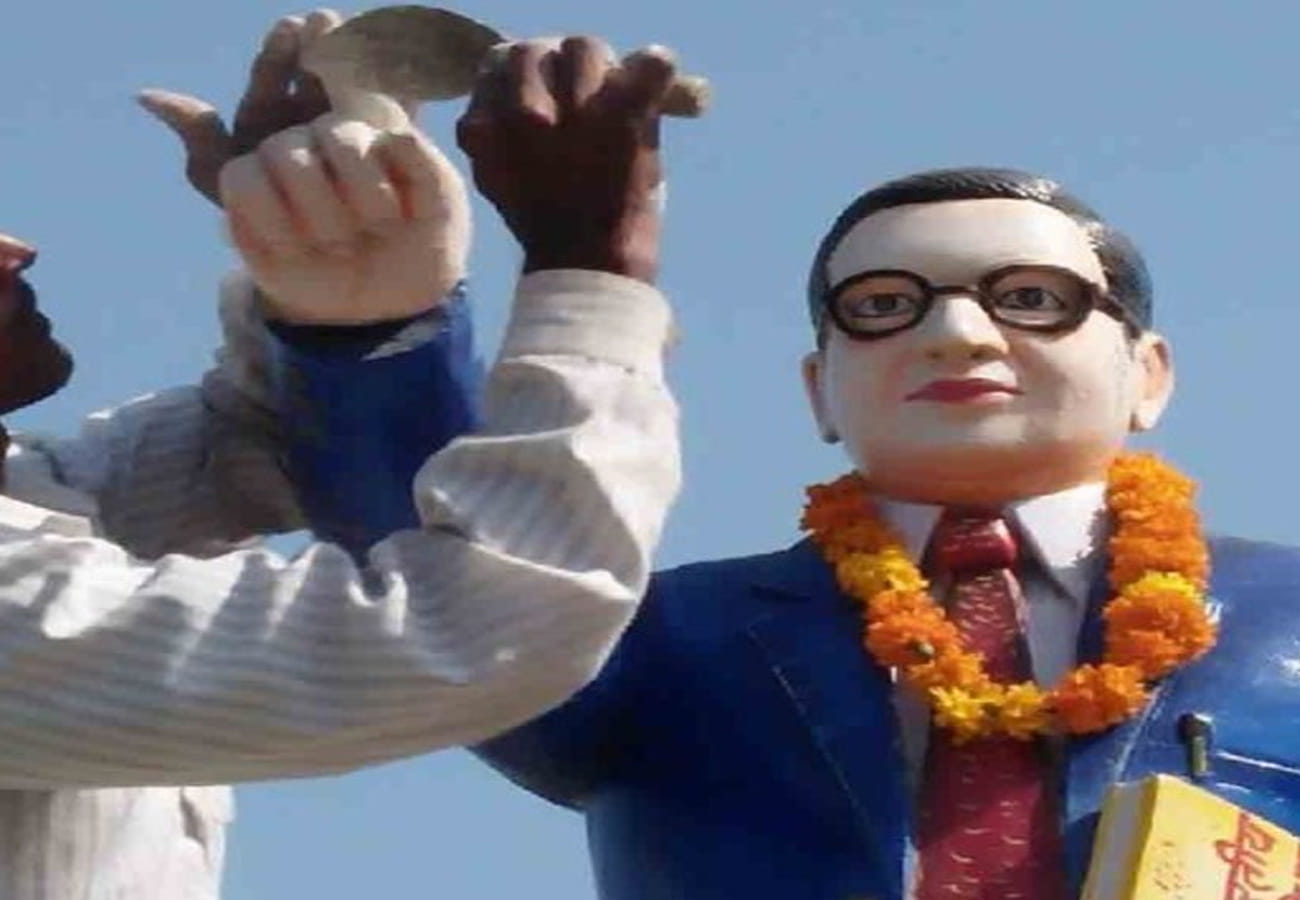 Ambedkar statue broke out in orai