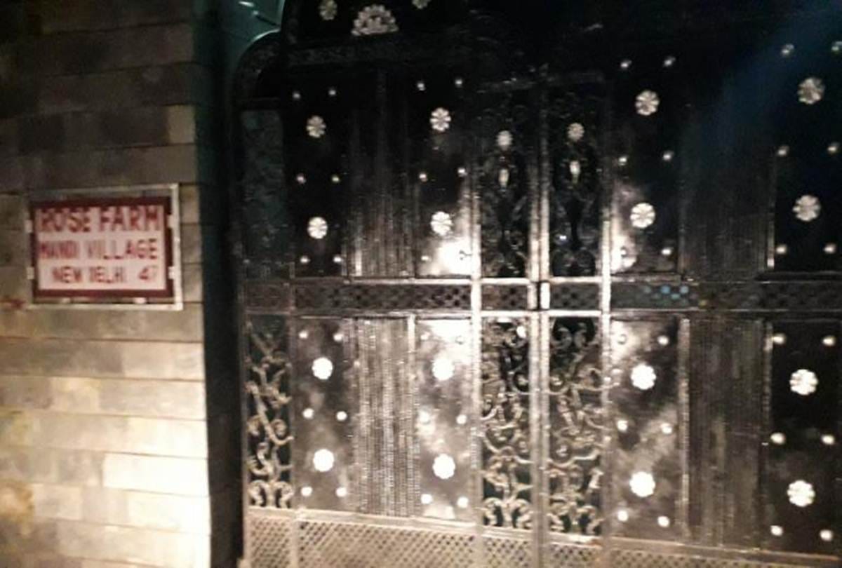 Delhi Celebratory Firing at Ex MLA Farmhouse Archana last words before Injuring could have Saved Her